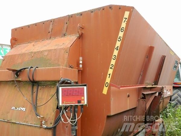 Samson feeder Mešaona stočne hrane