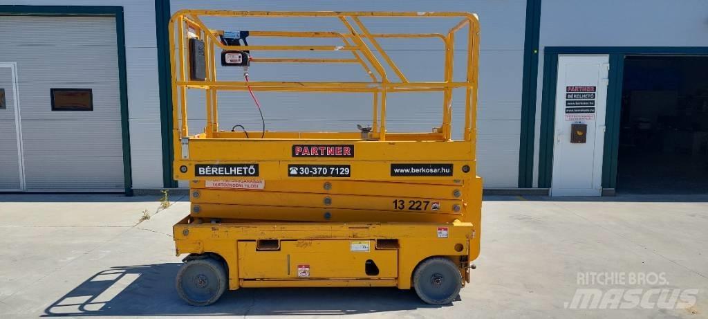 Haulotte Compact 10 Makazaste platforme