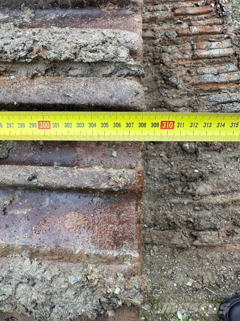 CAT 323 D L Bageri guseničari