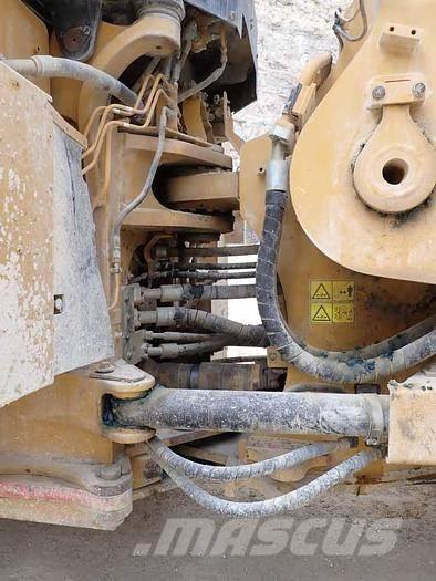 CAT 988K Utovarivači na točkove