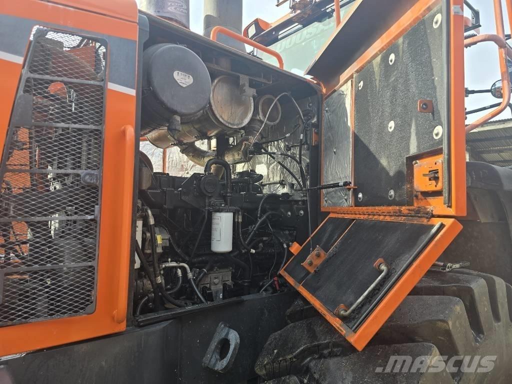 Doosan DL 300-5 Utovarivači na točkove