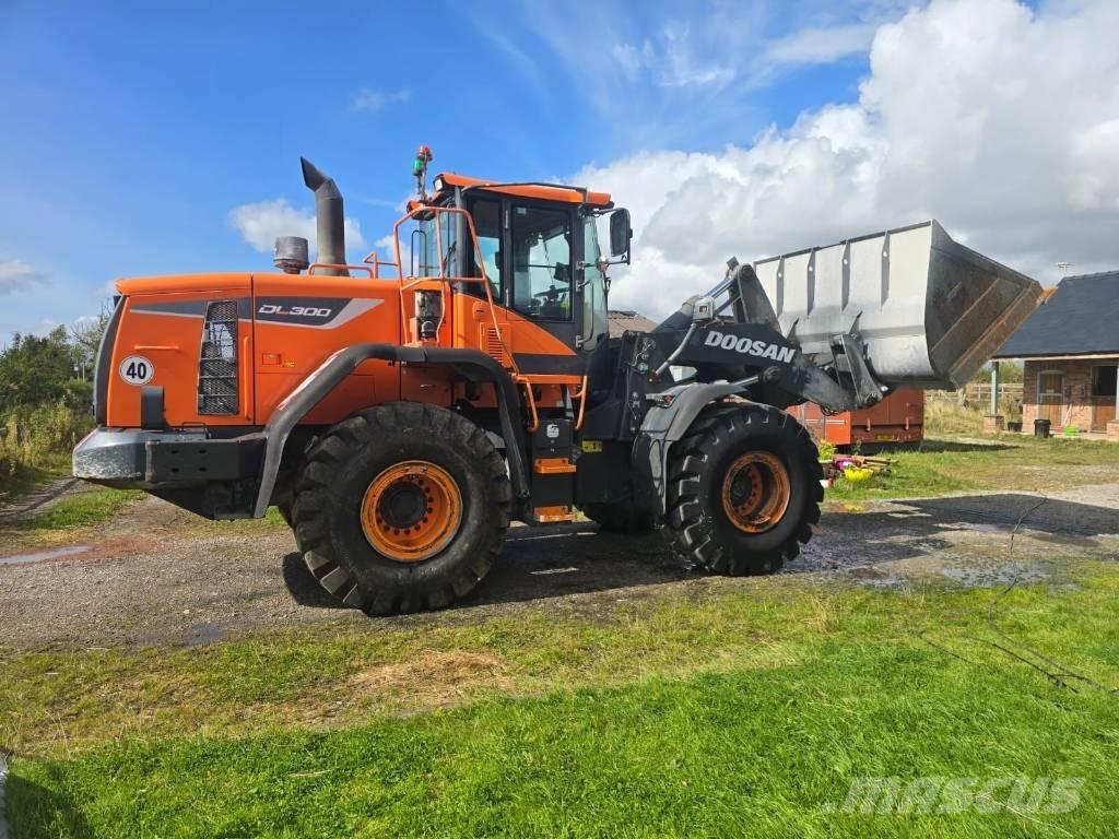 Doosan DL 300-5 Utovarivači na točkove