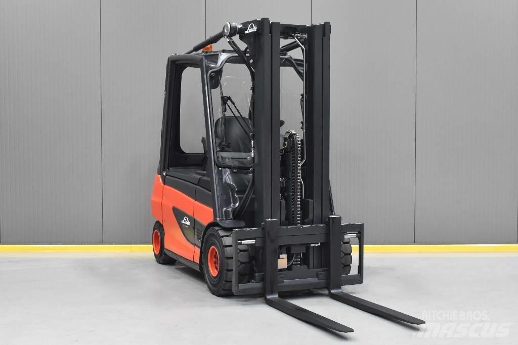 Linde E 30-01 Električni viljuškari