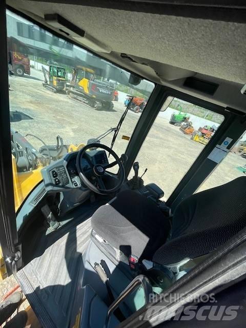 Volvo L 30 G Utovarivači na točkove