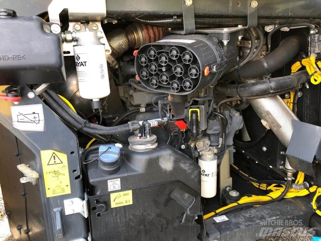 Bomag BW 174 AP-4v Valjci sa duplim bubnjem