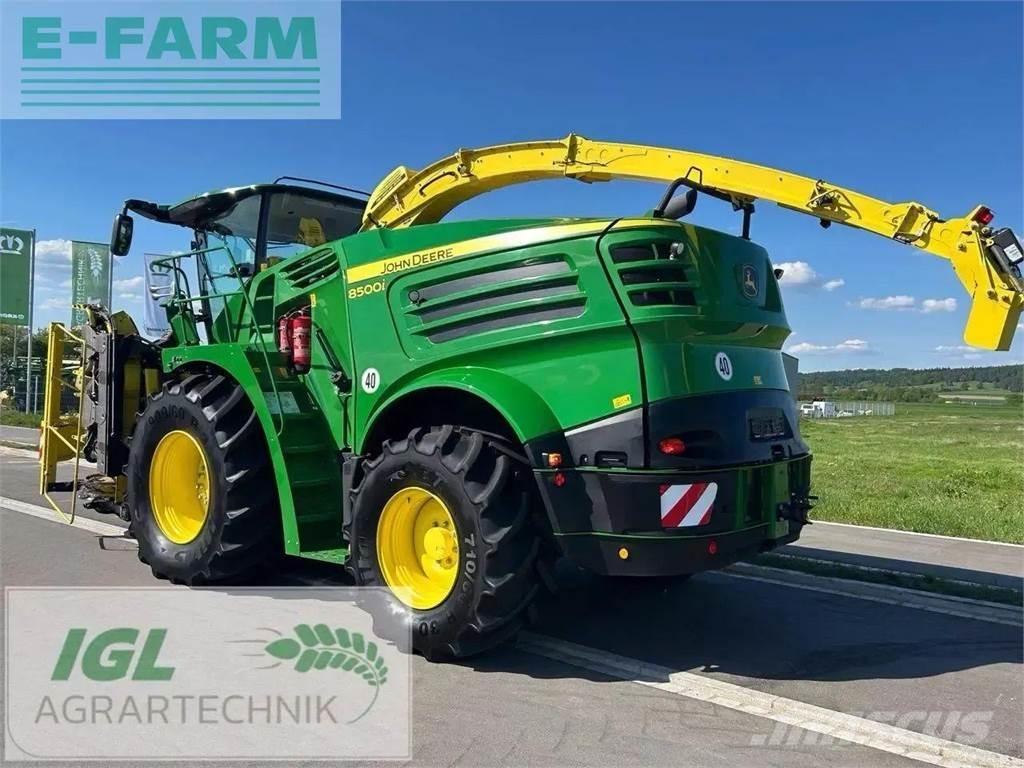 John Deere 8500i Mašine za stočnu hranu sa sopstvenim pogonom