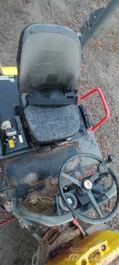 Wacker Neuson DW 30 Zglobni damperi
