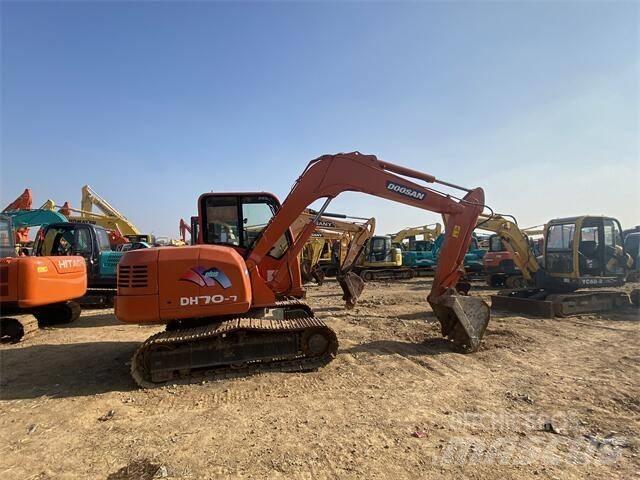 Doosan DH70-7 Mini bageri < 7t