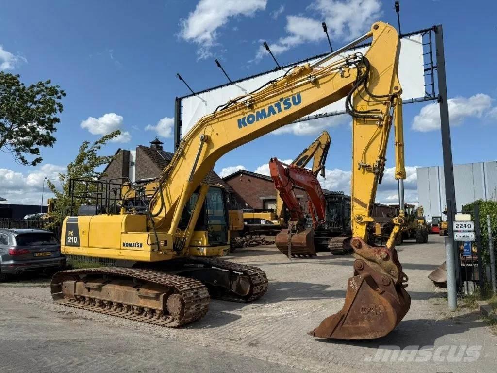 Komatsu PC210LC-8 Bageri guseničari