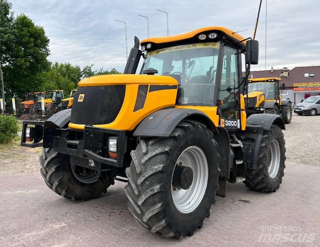 JCB Fastrac 3200 Traktori