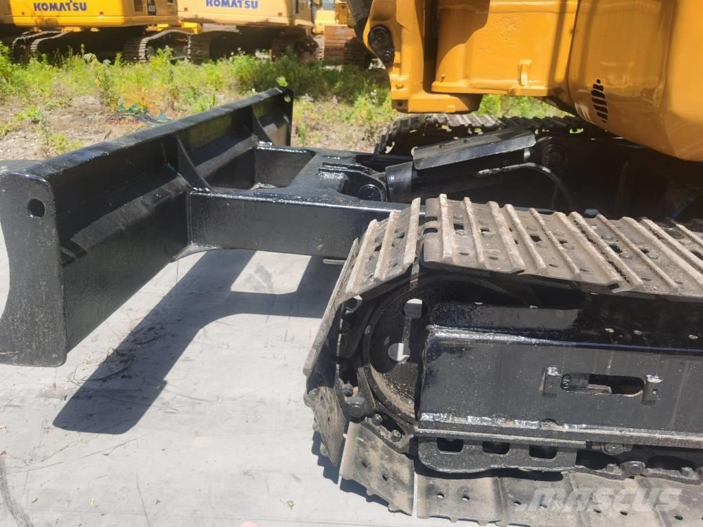 CAT 304 Mini bageri < 7t