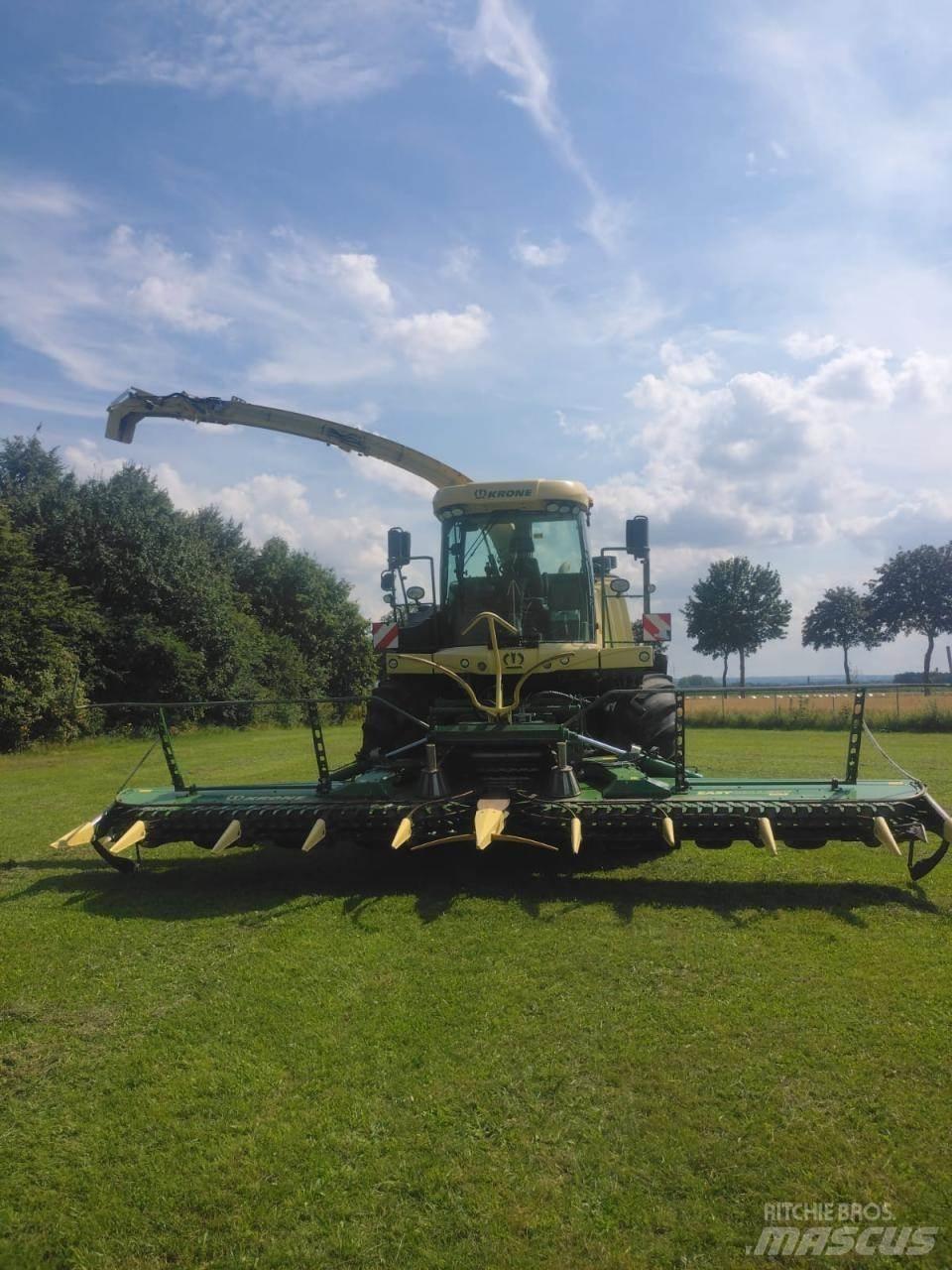 Krone Big X 700 Mašine za stočnu hranu sa sopstvenim pogonom