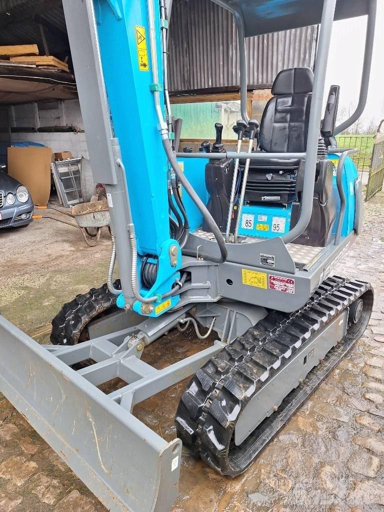 Messersi M-35K Mini bageri < 7t