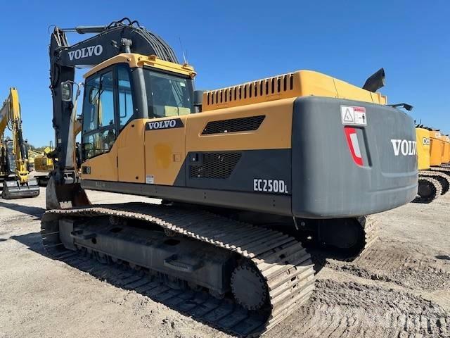 Volvo EC 250 D L Bageri guseničari
