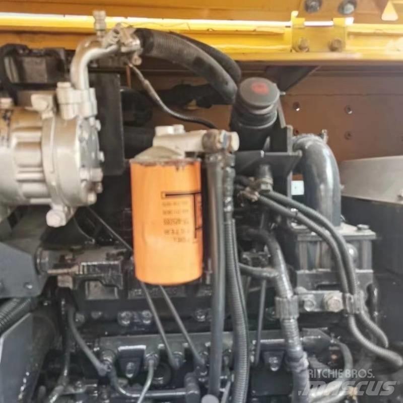 Komatsu PC 60 Bageri guseničari