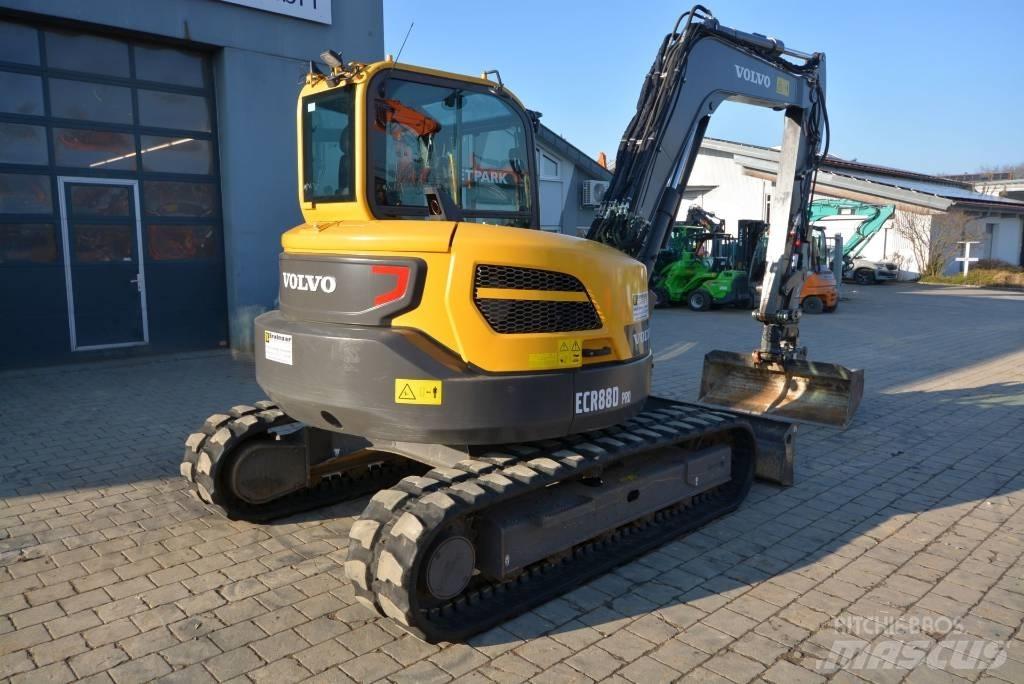 Volvo ECR 88 D Pro Midi bageri 7t – 12t