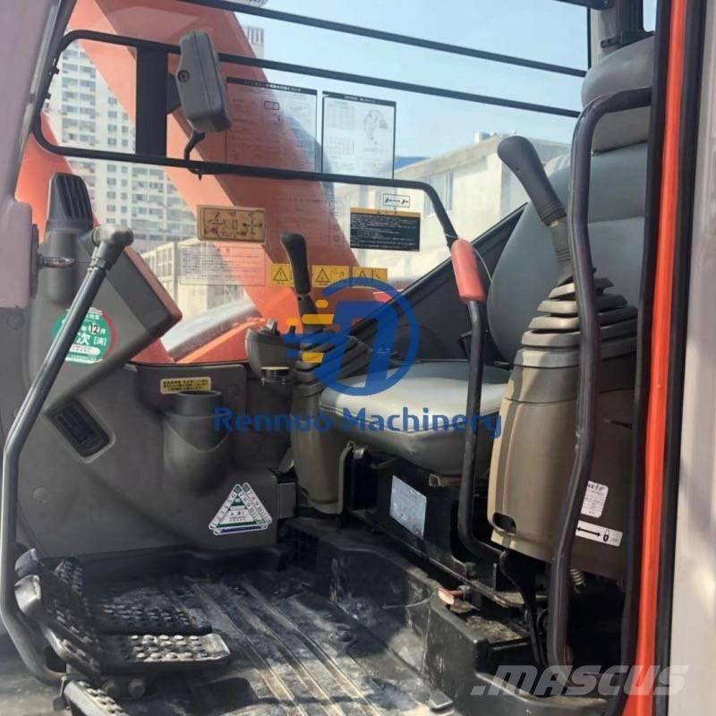 Hitachi ZX 75 US Bageri guseničari