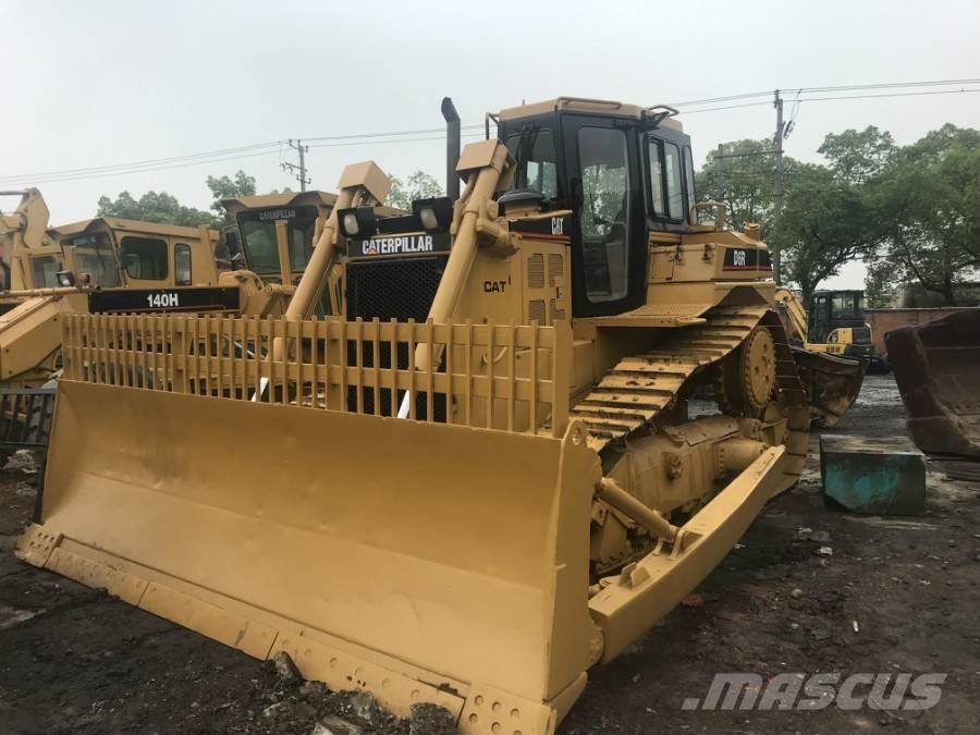 CAT D 6 R Buldožeri guseničari