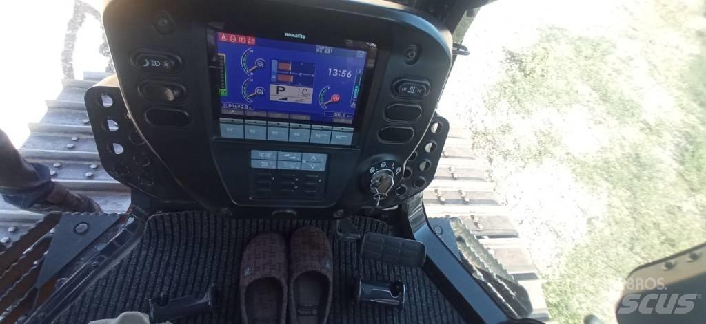 Komatsu D51EX-24 Buldožeri guseničari