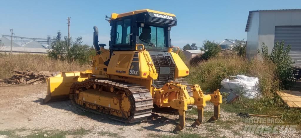 Komatsu D51EX-24 Buldožeri guseničari