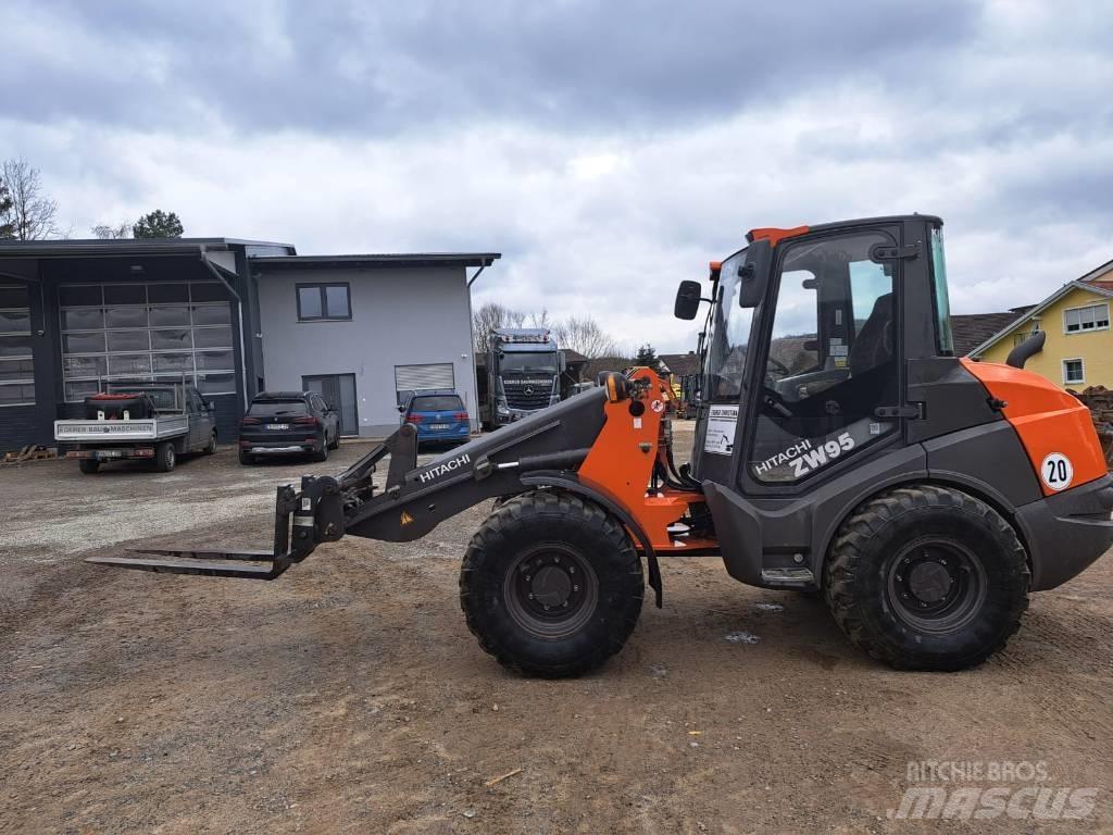 Hitachi ZW 95-6 Utovarivači na točkove