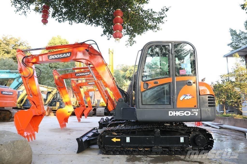 Doosan DH 60-7 Mini bageri < 7t