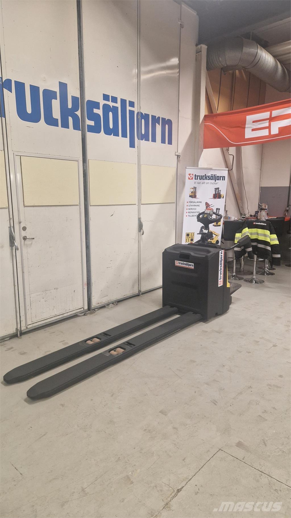 Hyster P2.5S Ručni električni viljuškar