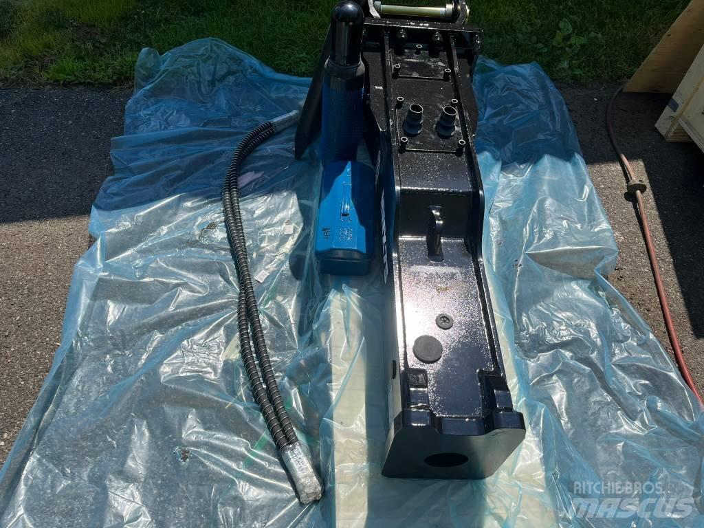 Bobcat E 85 Čekići