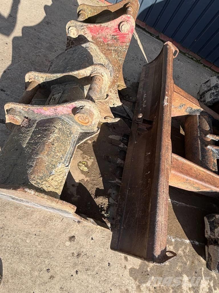 JCB 65 R-1 Mini bageri < 7t