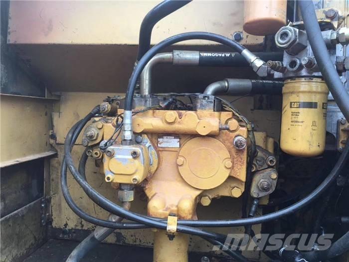 CAT 320 C Bageri guseničari