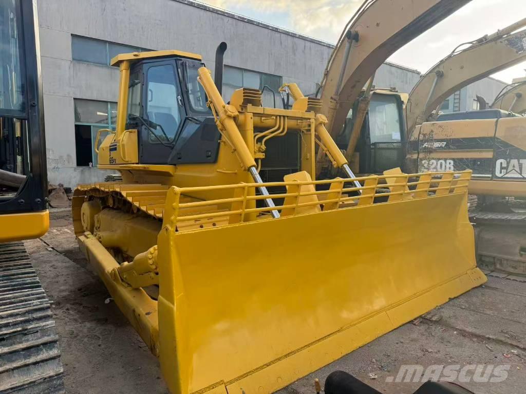 Komatsu D 65 PX-12 Buldožeri guseničari