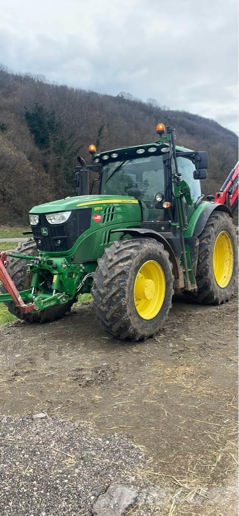 John Deere 6155R Traktori