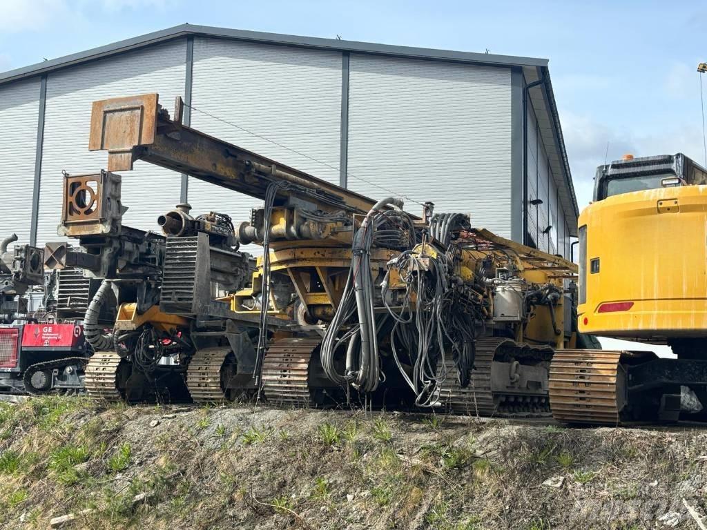 Klemm KR 807 - 5 Mašine za zabijanje stubova