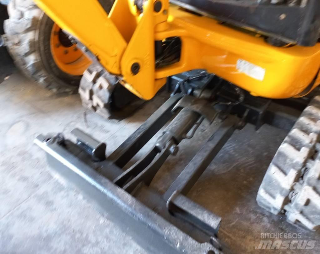 JCB 8018 CTS Mini bageri < 7t