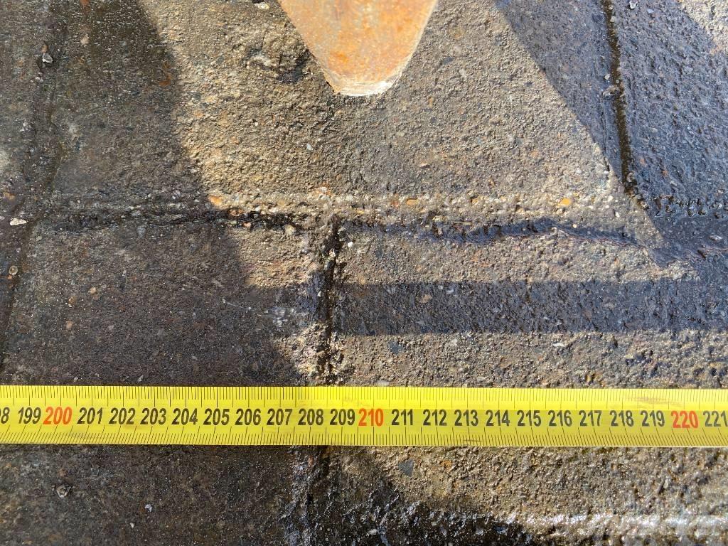 Verachterd VRG-30 Grabulje