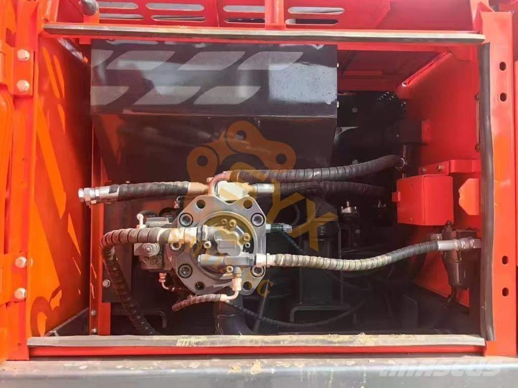 Doosan DX 225 LCA Bageri guseničari