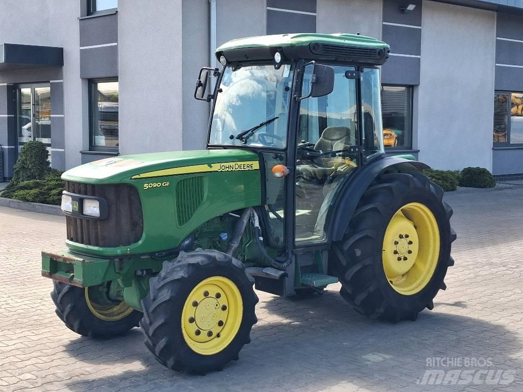John Deere 5090 GF Traktori