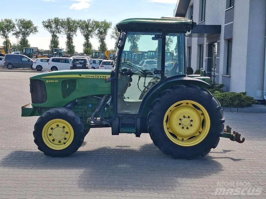 John Deere 5090 GF Traktori