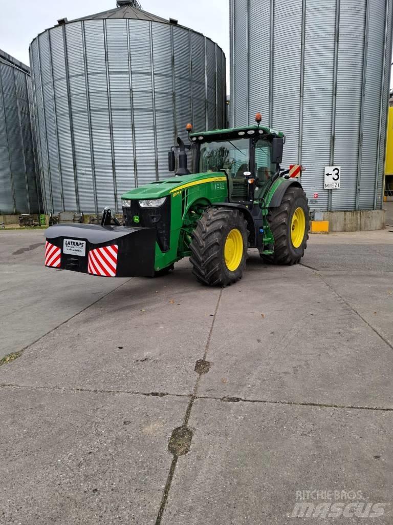 John Deere 8370 R Traktori