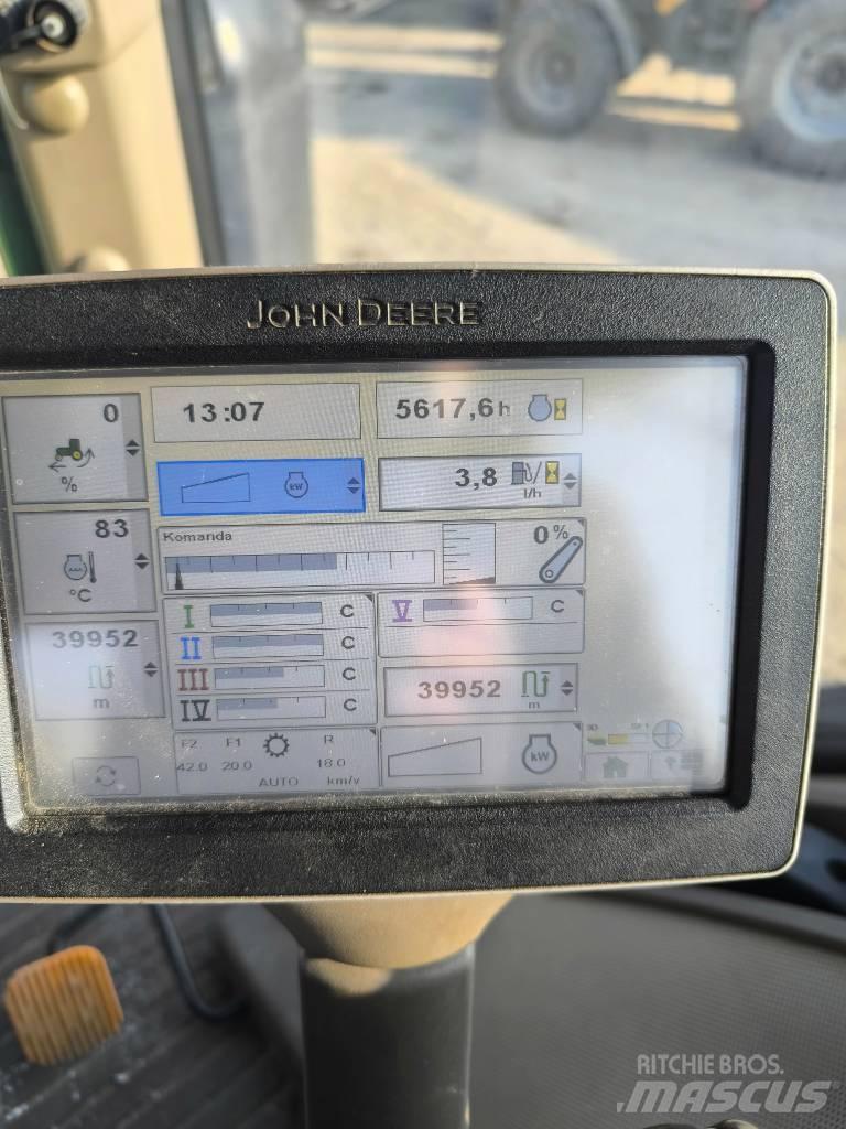 John Deere 8360 RT Traktori