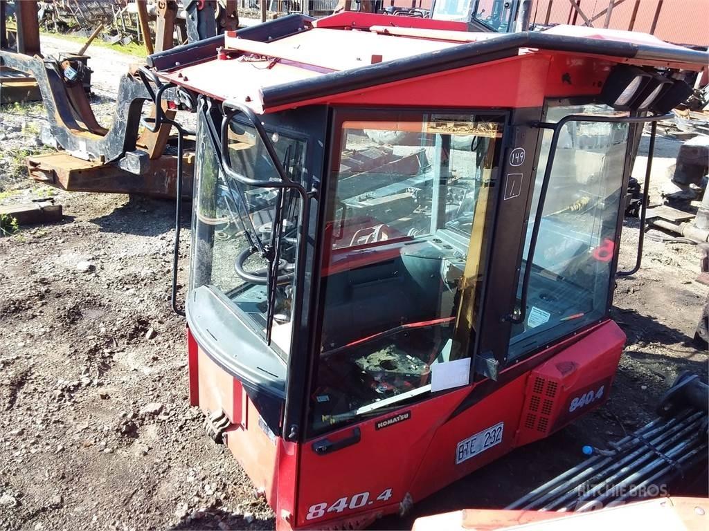 Komatsu 840.4 Kabine i unutrašnjost