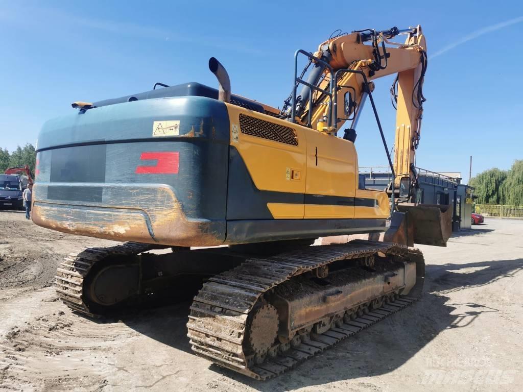 Hyundai HX 260 NL Bageri guseničari