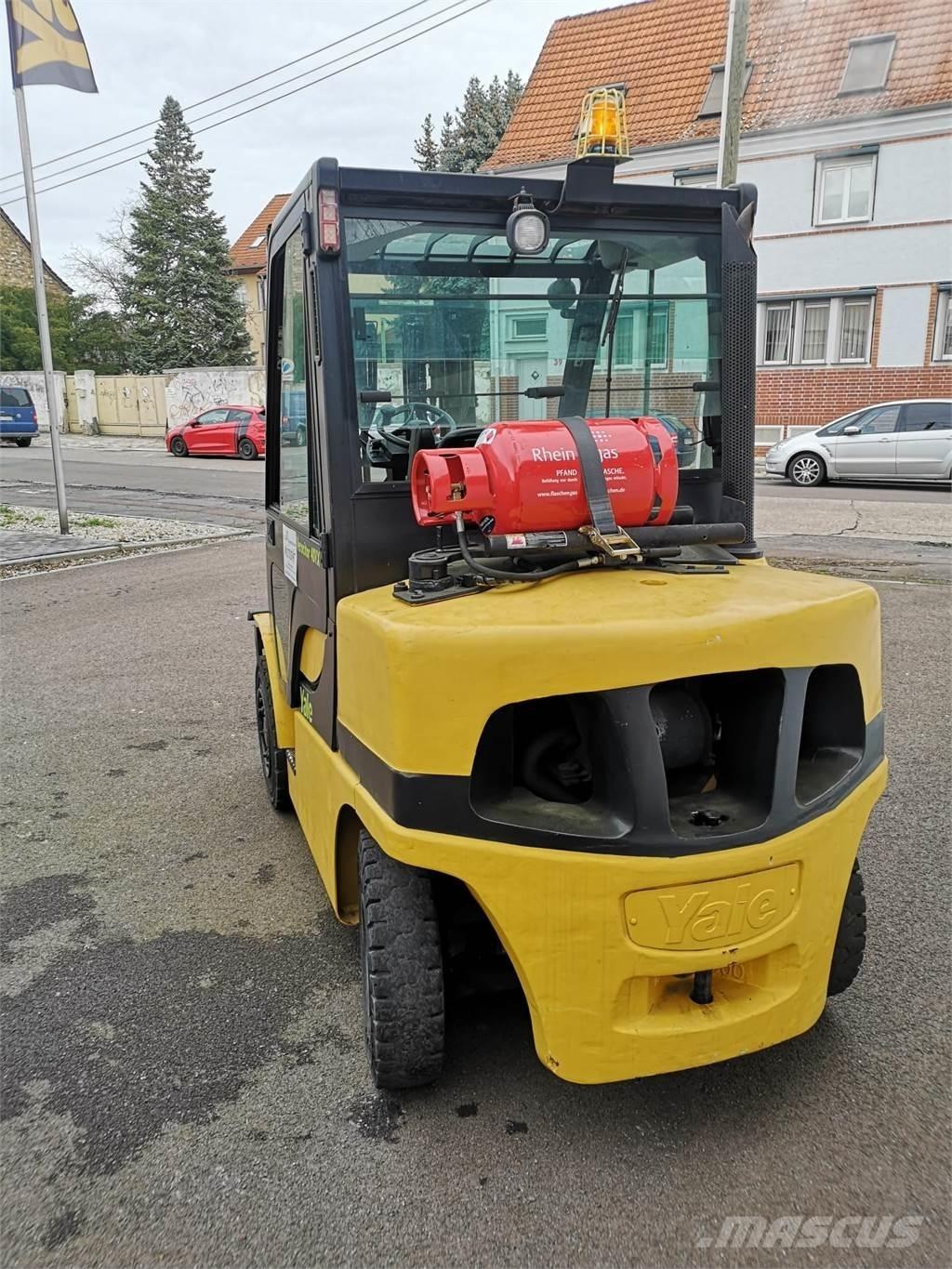 Yale GLP40VX5-V Plinski viljuškari