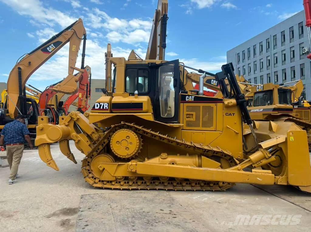 CAT D 7 R Buldožeri guseničari