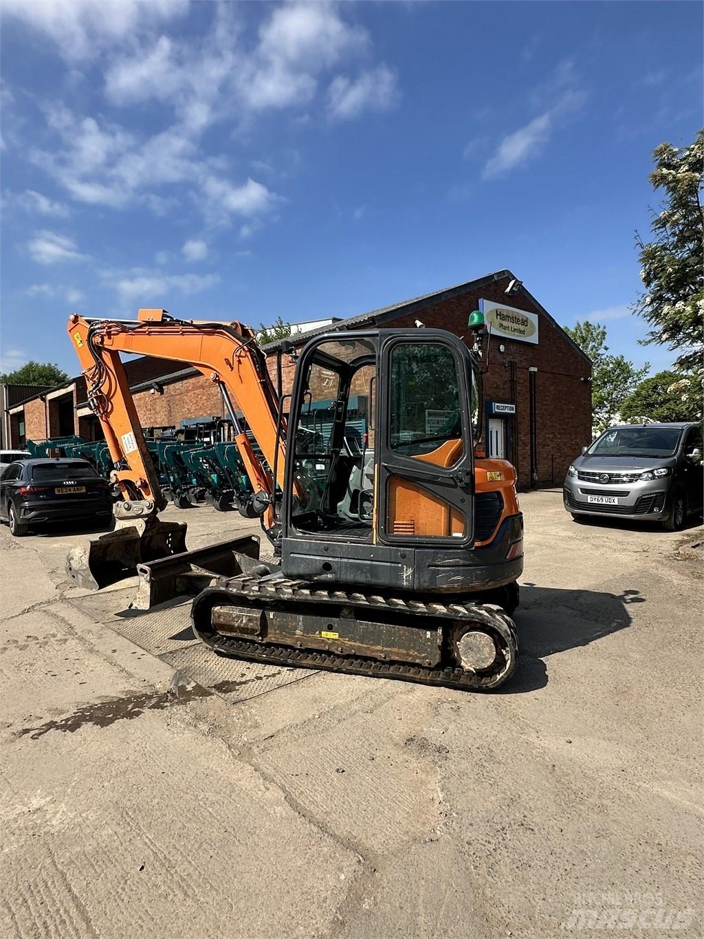 Doosan DX 63-3 Mini bageri < 7t
