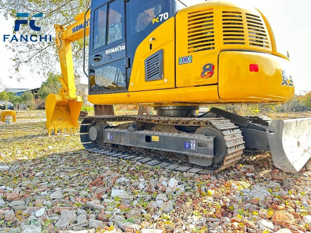 Komatsu PC70-8 Bageri guseničari