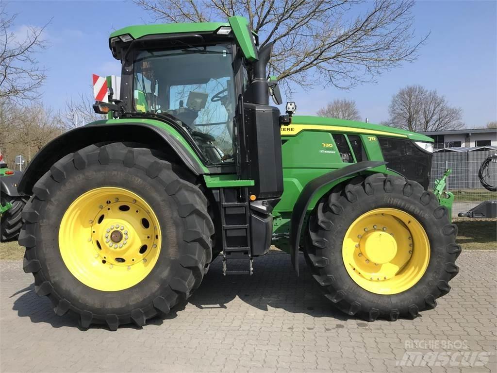 John Deere 7R 330 Traktori