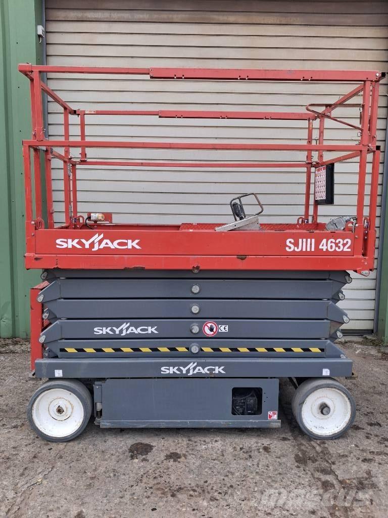 SkyJack SJ III 4632 Makazaste platforme