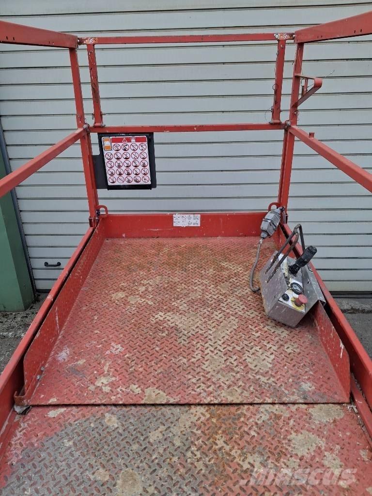 SkyJack SJ III 4632 Makazaste platforme