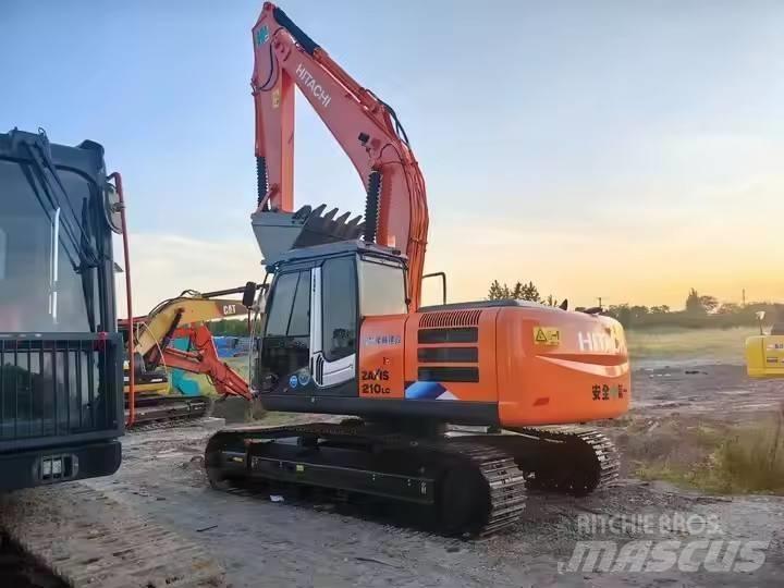 Hitachi ZX210 Bageri guseničari